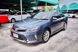 ขายรถมือสอง 2018 Toyota CAMRY 2.5 HEV Premium รถเก๋ง 4 ประตู 